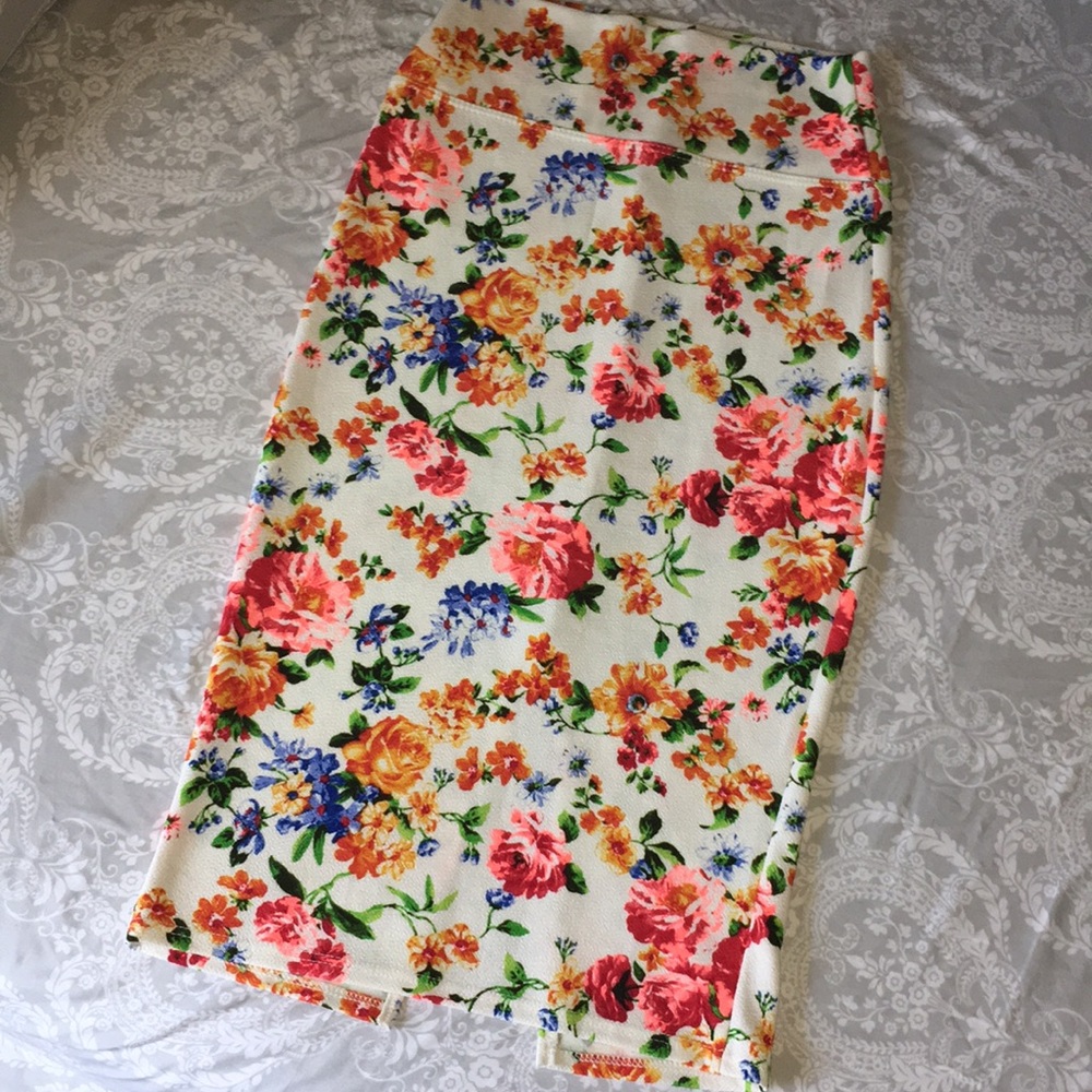 Floral Midi Pencil Skirt